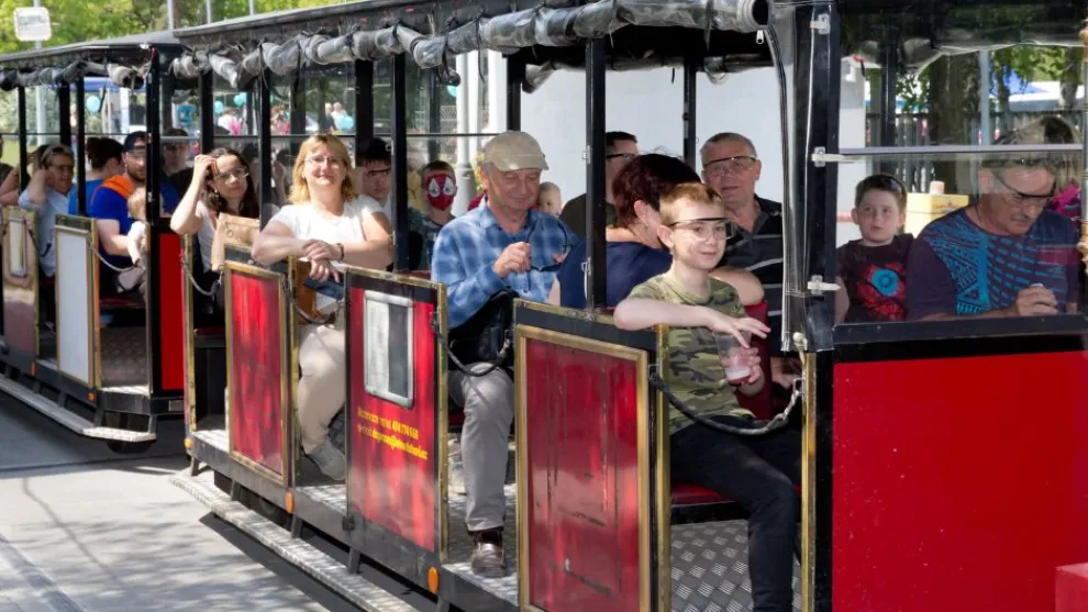 Holcim Den s cementárnou 6.jpg