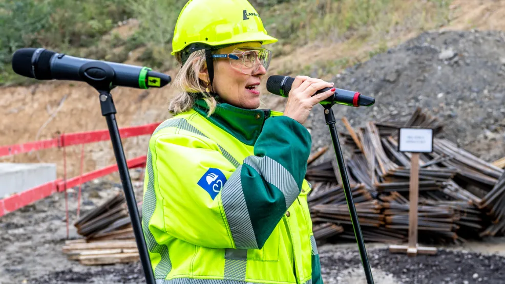 Zahájení stavby slínkového sila 02