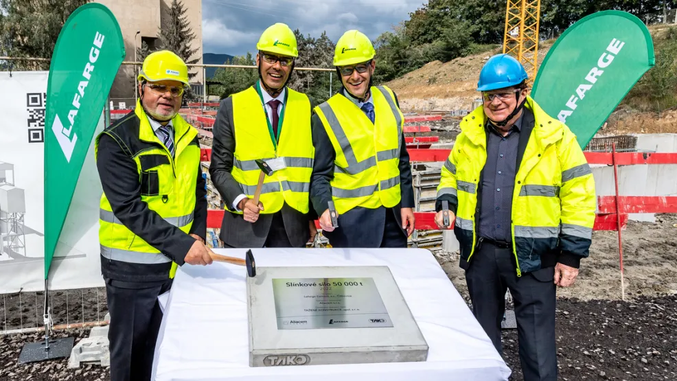 Zahájení stavby slínkového sila 10